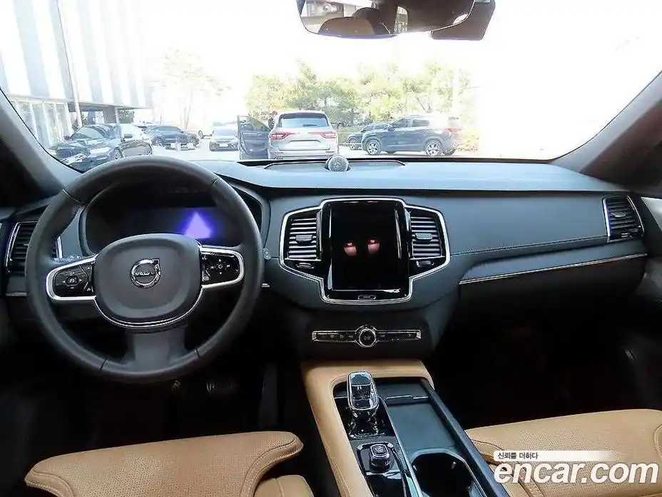 Volvo XC90 2025 2.0 Автомат в Москве № 544953, фото 8