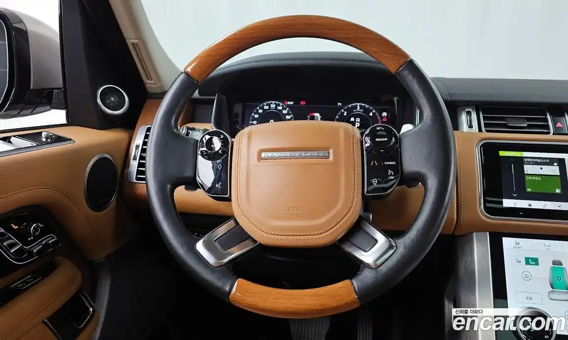 Land Rover Range-Rover 2019 4.4 Автомат в Москве № 546163, фото 13