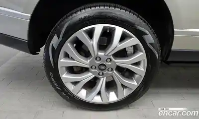 Land Rover Range-Rover 2019 4.4 Автомат в Москве № 546163, миниатюра 5