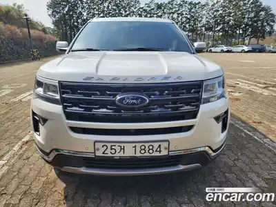 Ford Explorer, 2019