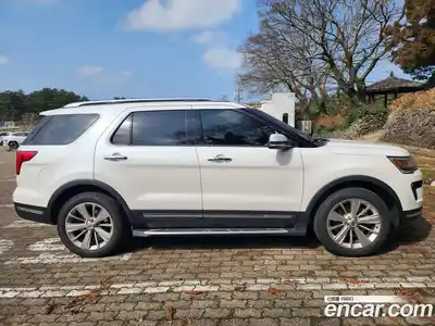 Ford Explorer 2019 2.3 Автомат в Москве № 547500, миниатюра 3