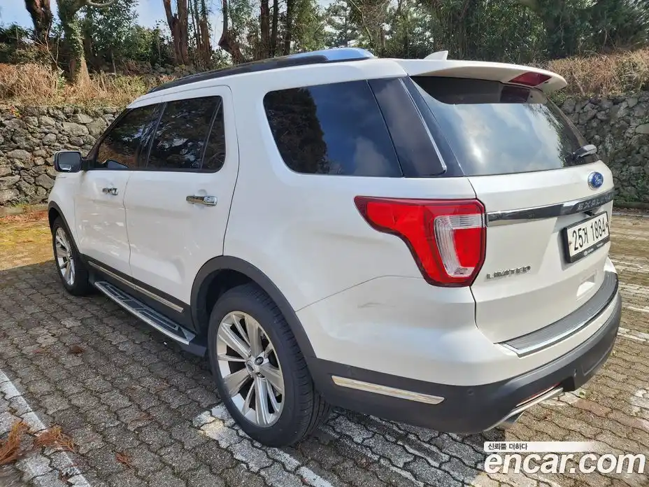 Ford Explorer 2019 2.3 Автомат в Москве № 547500, фото 6