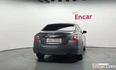 Nissan Altima 2016 2.5 Автомат в Москве № 548079, миниатюра 4