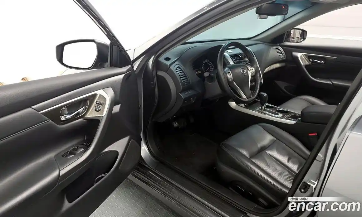 Nissan Altima 2016 2.5 Автомат в Москве № 548079, фото 10