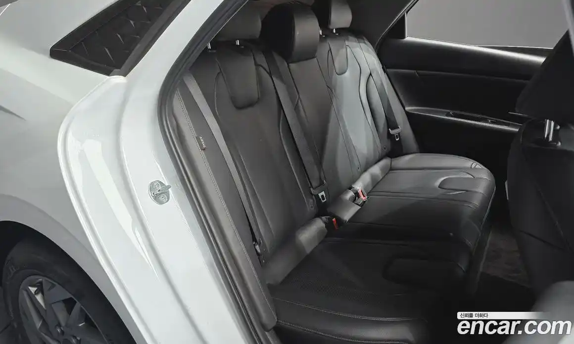 Hyundai Avante 2024 1.6 Автомат в Москве № 5501, фото 8