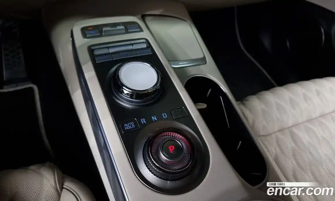 Genesis GV70 2024 2.5 Автомат в Москве № 57056, фото 13