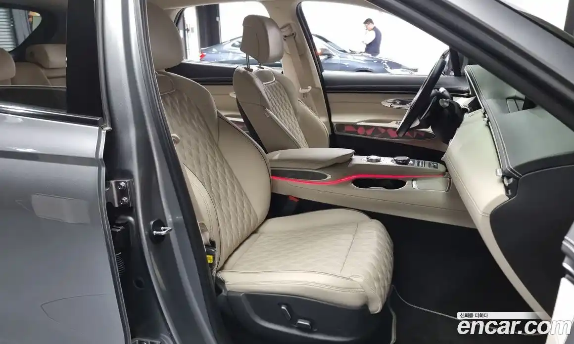 Genesis GV70 2024 2.5 Автомат в Москве № 57056, фото 16