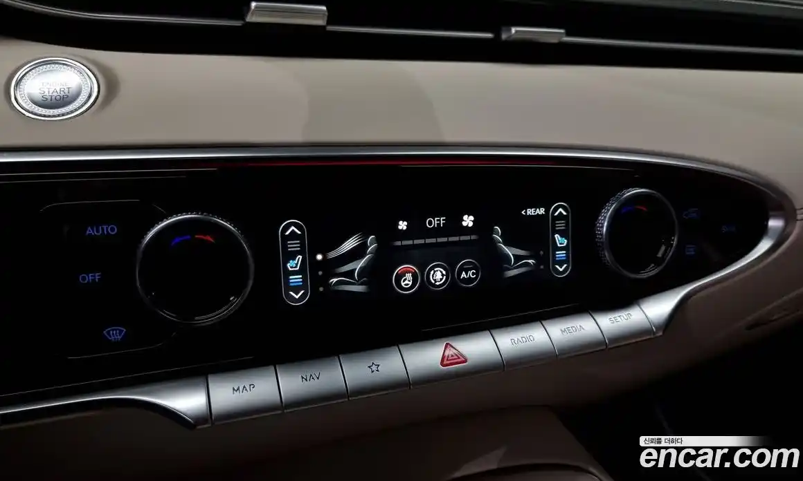 Genesis GV70 2024 2.5 Автомат в Москве № 57056, фото 4