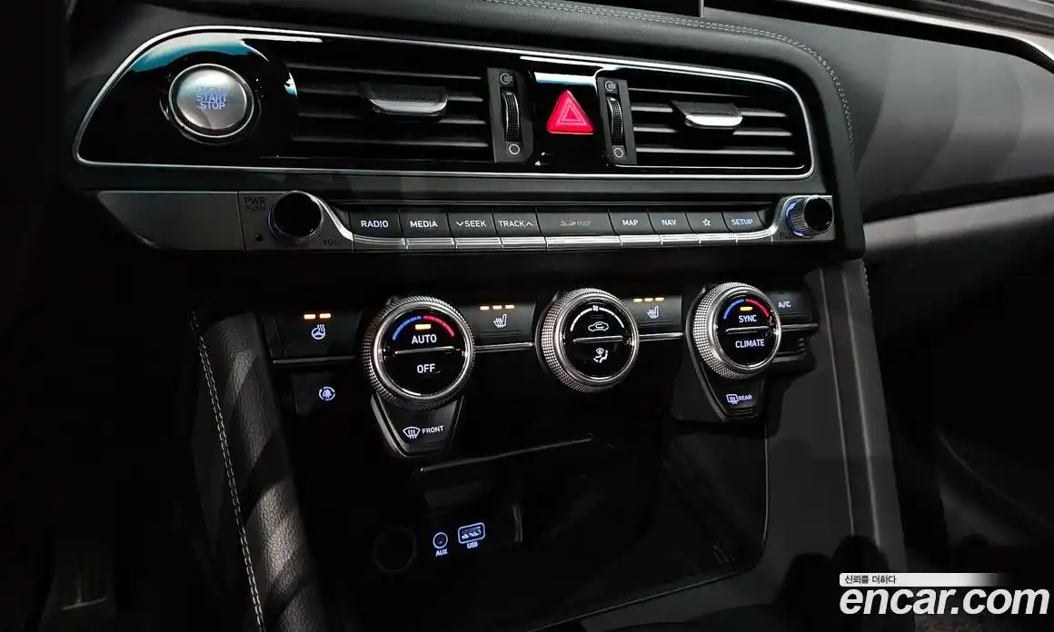 Genesis G70 2019 2.0 Автомат в Москве № 59375, фото 15