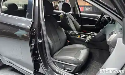 Genesis G70 2019 2.0 Автомат в Москве № 59375, миниатюра 6