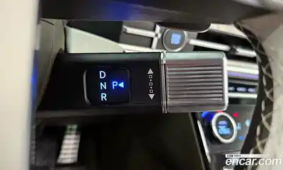 Hyundai Santa Fe 2024 2.5 Автомат в Москве № 108317, миниатюра 9