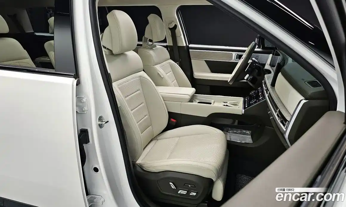 Hyundai Santa Fe 2024 2.5 Автомат в Москве № 108317, фото 10