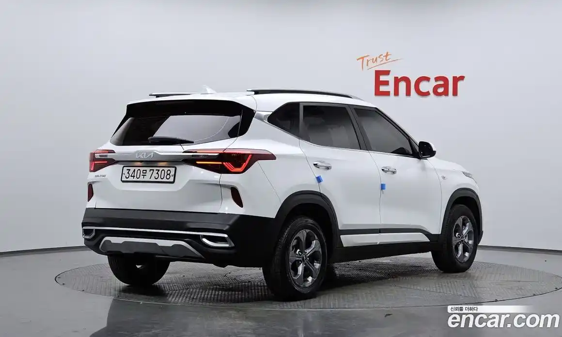 Kia Seltos 2022 1.6 Автомат в Москве № 11035, фото 17