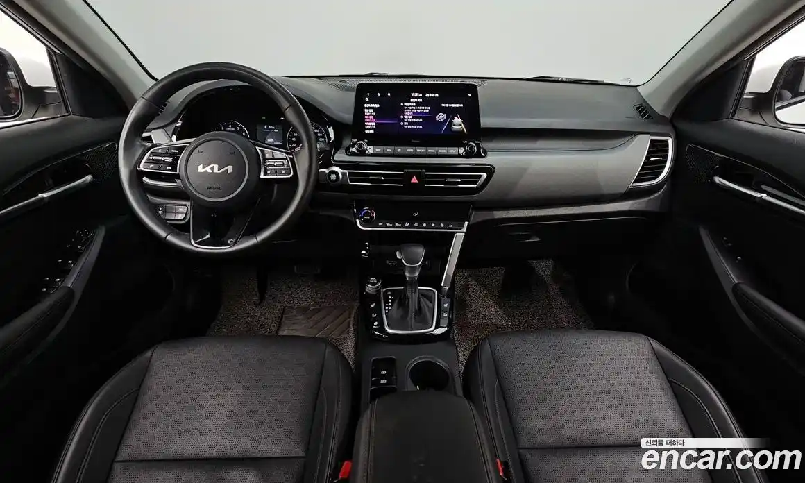 Kia Seltos 2022 1.6 Автомат в Москве № 11035, фото 3