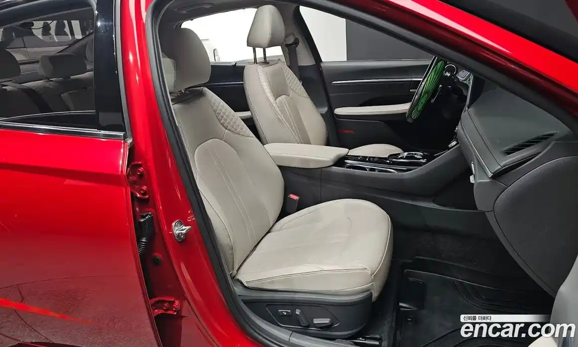 Hyundai Sonata 2021 1.6 Автомат в Москве № 112188, фото 10