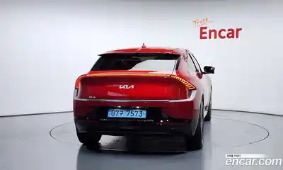 Kia EV6 2023 0.1 Автомат в Москве № 114113, миниатюра 4