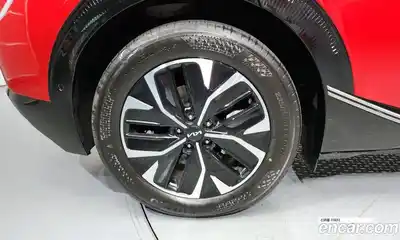 Kia EV6 2023 0.1 Автомат в Москве № 114113, миниатюра 5