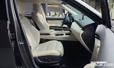 Genesis GV70 2024 2.2 Автомат в Москве № 116989, миниатюра 3