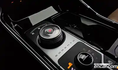 Kia Sorento 2024 2.5 Автомат в Москве № 120134, миниатюра 3