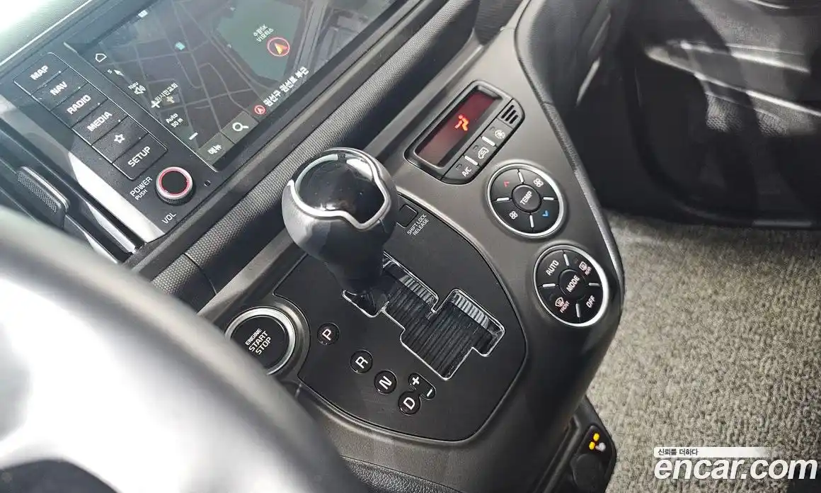 Kia Ray 2025 1.0 Автомат в Москве № 124162, фото 15