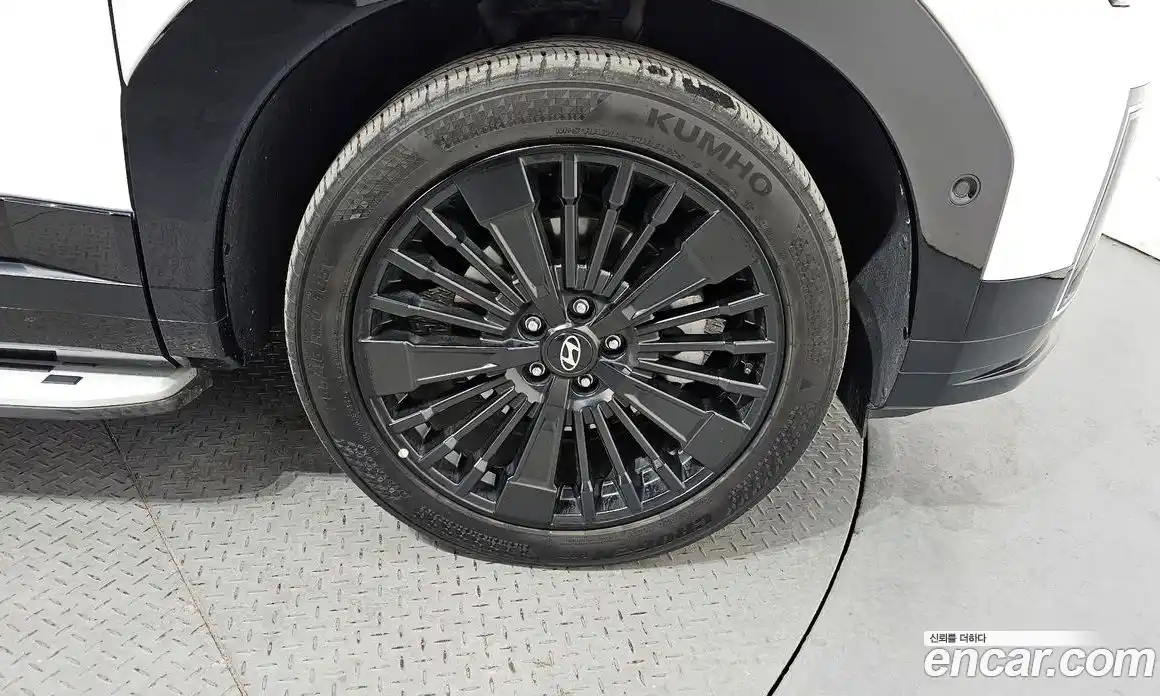 Hyundai Santa Fe 2024 1.6 Автомат в Москве № 126450, фото 13