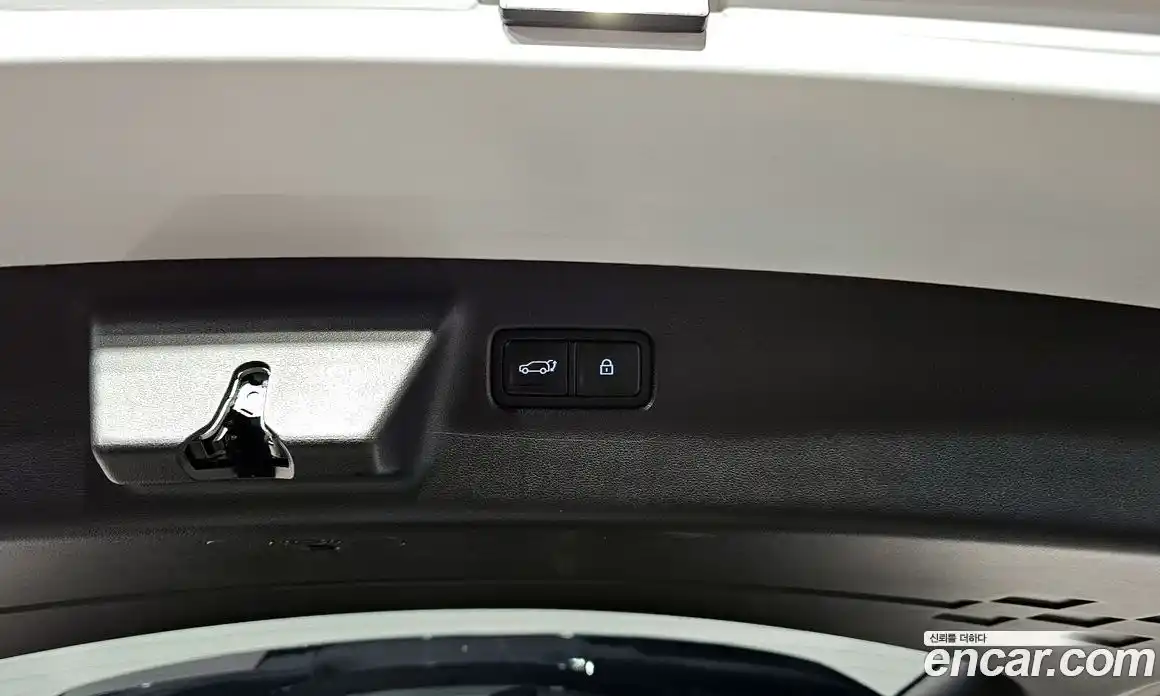 Hyundai Santa Fe 2024 1.6 Автомат в Москве № 126450, фото 6