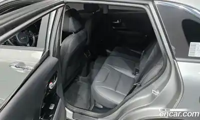 Kia Niro 2022 1.6 Автомат в Москве № 131504, миниатюра 11