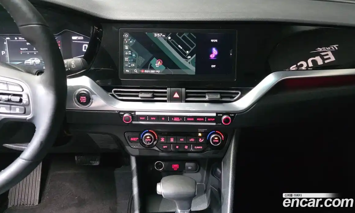 Kia Niro 2022 1.6 Автомат в Москве № 131504, фото 19