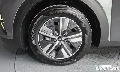 Kia Niro 2022 1.6 Автомат в Москве № 131504, миниатюра 5