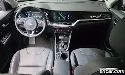 Kia Niro 2022 1.6 Автомат в Москве № 131504, миниатюра 7