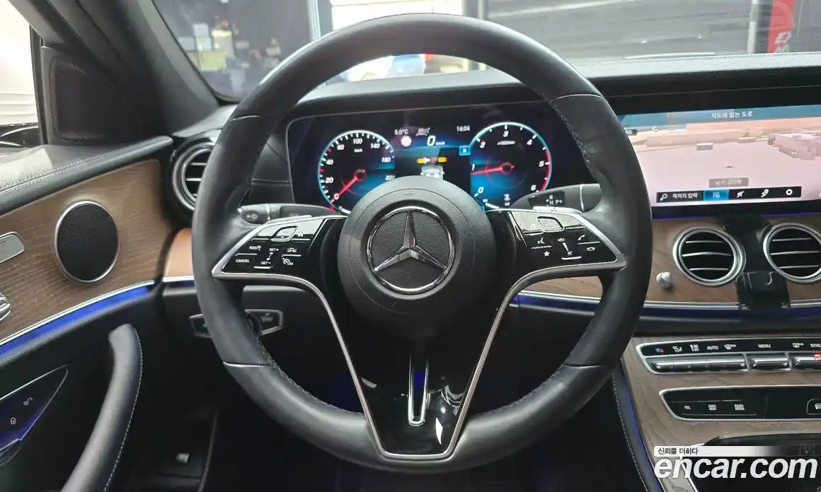 Mercedes-Benz E-Class 2021 1.9 Автомат в Москве № 139346, фото 13