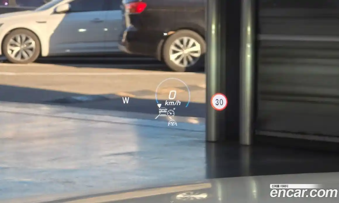 Mercedes-Benz E-Class 2021 1.9 Автомат в Москве № 139346, фото 16