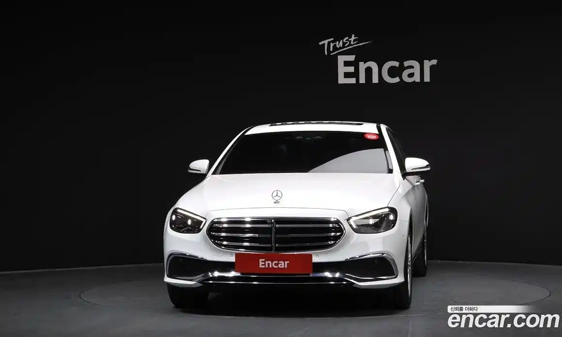 Mercedes-Benz E-Class 2021 1.9 Автомат в Москве № 139346, фото 3