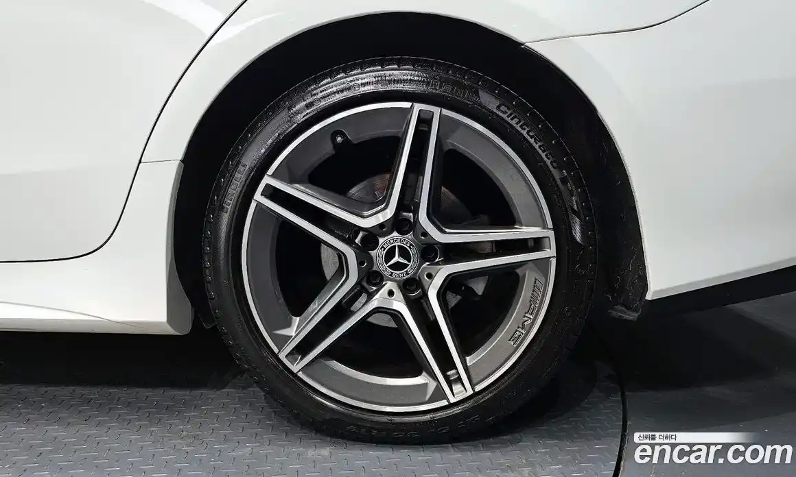 Mercedes-Benz CLS-Class 2022 2.0 Автомат в Москве № 141719, фото 5