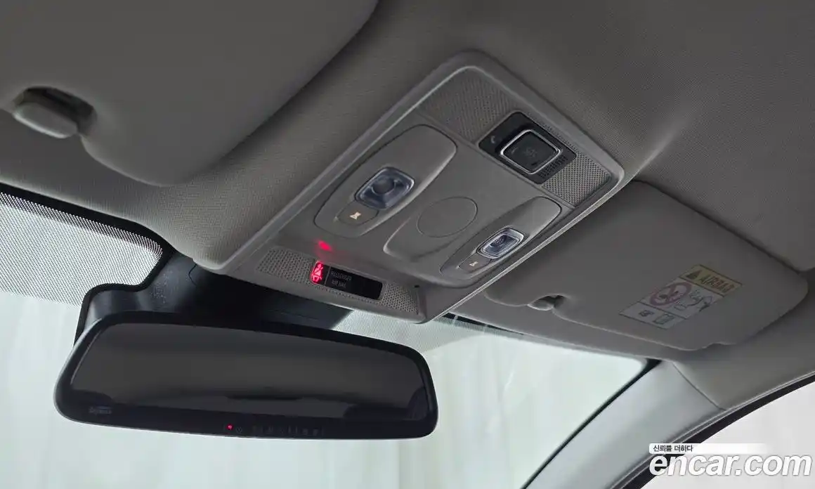 Renault XM3 2023 1.6 Автомат в Москве № 149703, фото 17