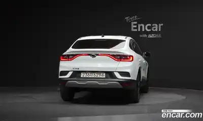 Renault XM3 2023 1.6 Автомат в Москве № 149703, миниатюра 4