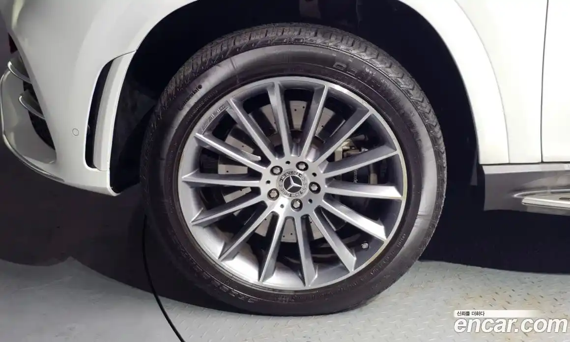 Mercedes-Benz GLE-Class 2023 2.9 Автомат в Москве № 150805, фото 17