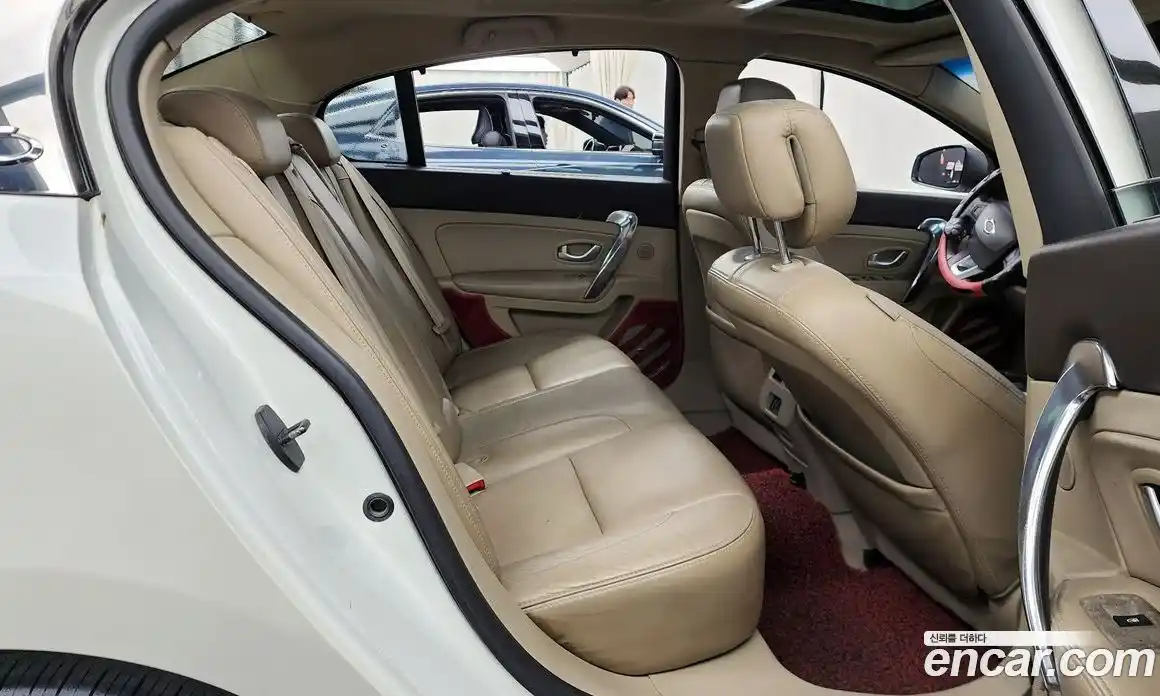 Renault SM5 2012 2.0 Автомат в Москве № 151785, фото 13