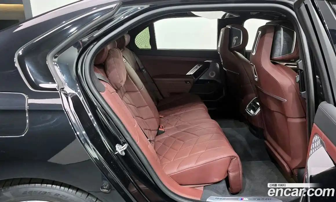 BMW i7 2023 0.3 Автомат в Москве № 153945, фото 20