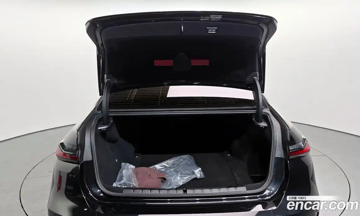 BMW i7 2023 0.3 Автомат в Москве № 153945, фото 9