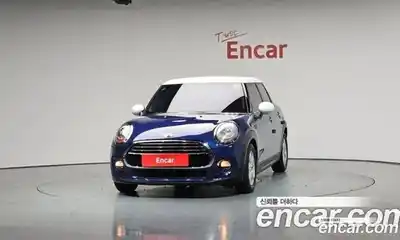 Mini Cooper, 2016