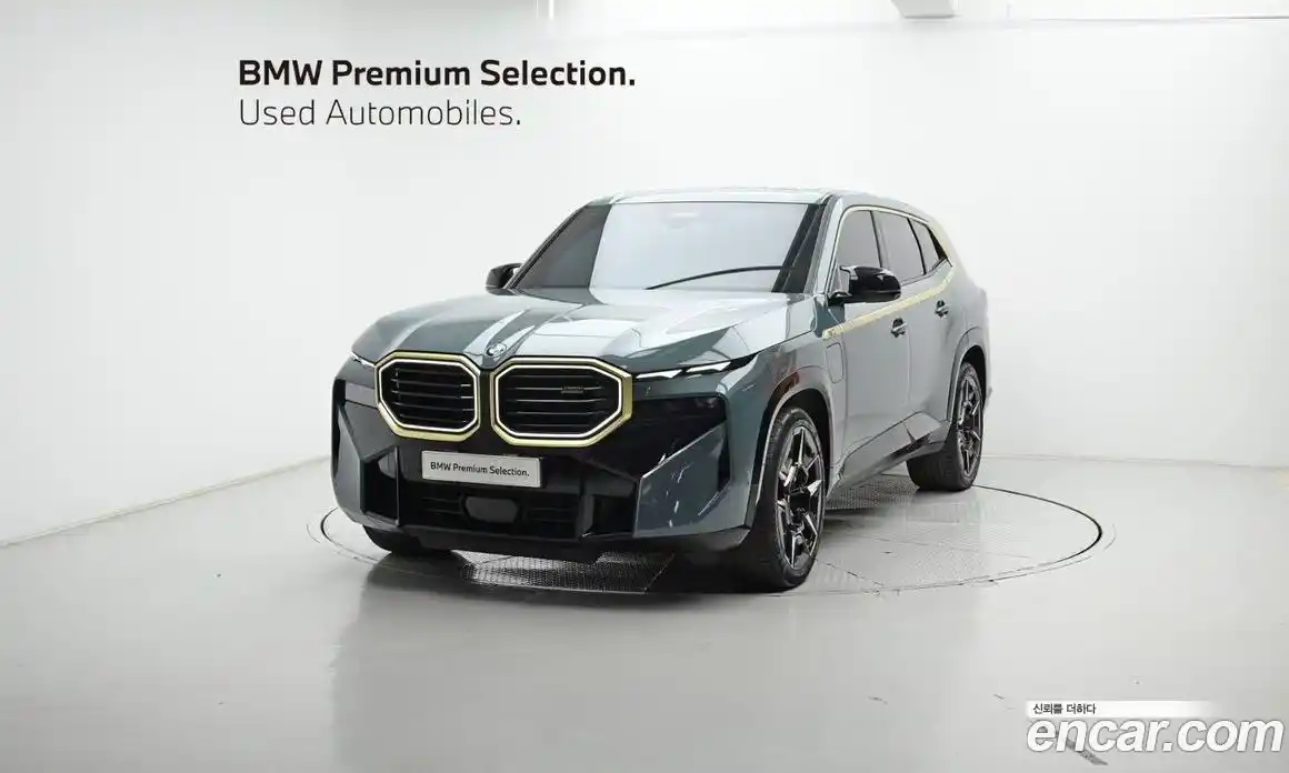 BMW XM 2023 4.4 Автомат в Москве № 157999, фото 1