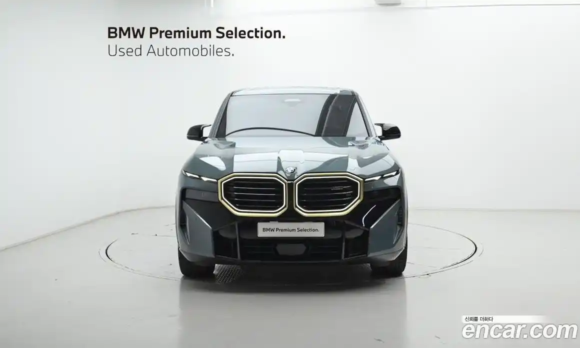 BMW XM 2023 4.4 Автомат в Москве № 157999, фото 3