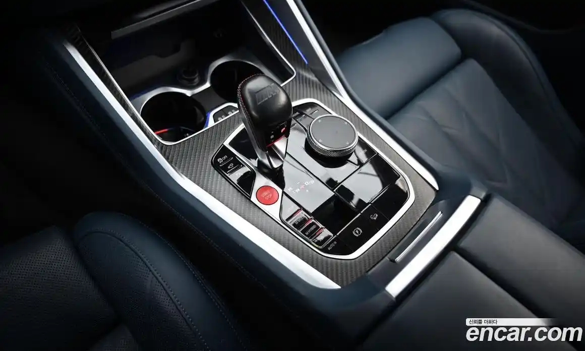 BMW XM 2023 4.4 Автомат в Москве № 157999, фото 9