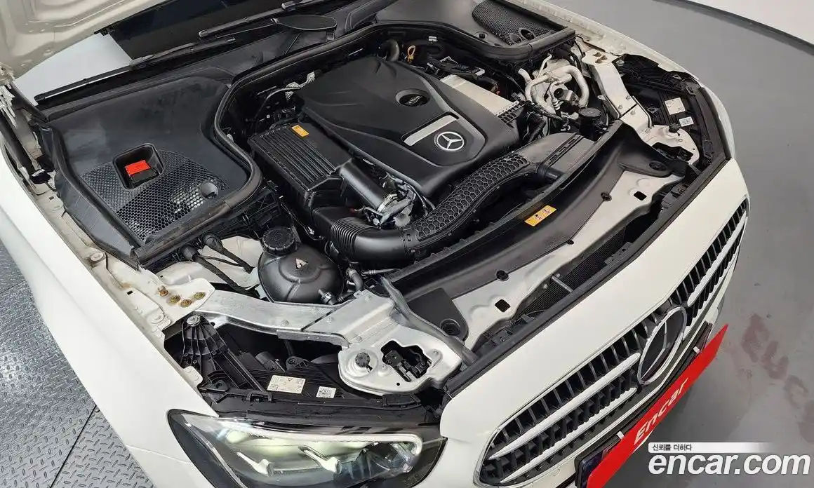 Mercedes-Benz E-Class 2022 2.0 Автомат в Москве № 160197, фото 6