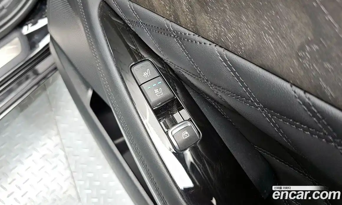 Kia K8 2022 2.5 Автомат в Москве № 16141, фото 17