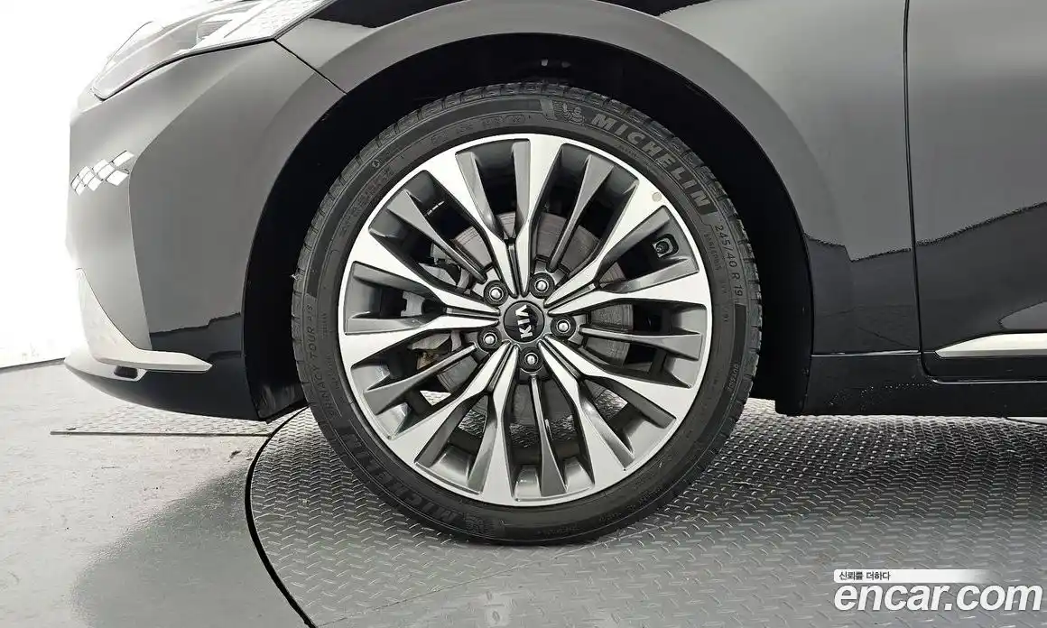 Kia K8 2022 2.5 Автомат в Москве № 16141, фото 5