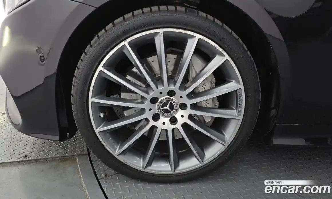 Mercedes-Benz E-Class 2020 3.0 Автомат в Москве № 161750, фото 4