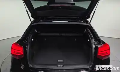 Audi Q2 2023 2.0 Автомат в Москве № 162905, миниатюра 2