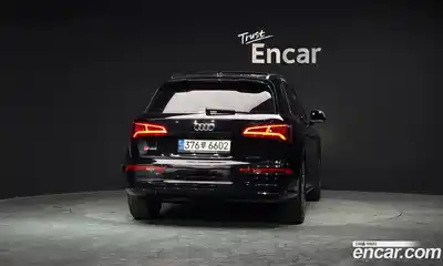 Audi SQ5 2020 3.0 Автомат в Москве № 163699, миниатюра 3